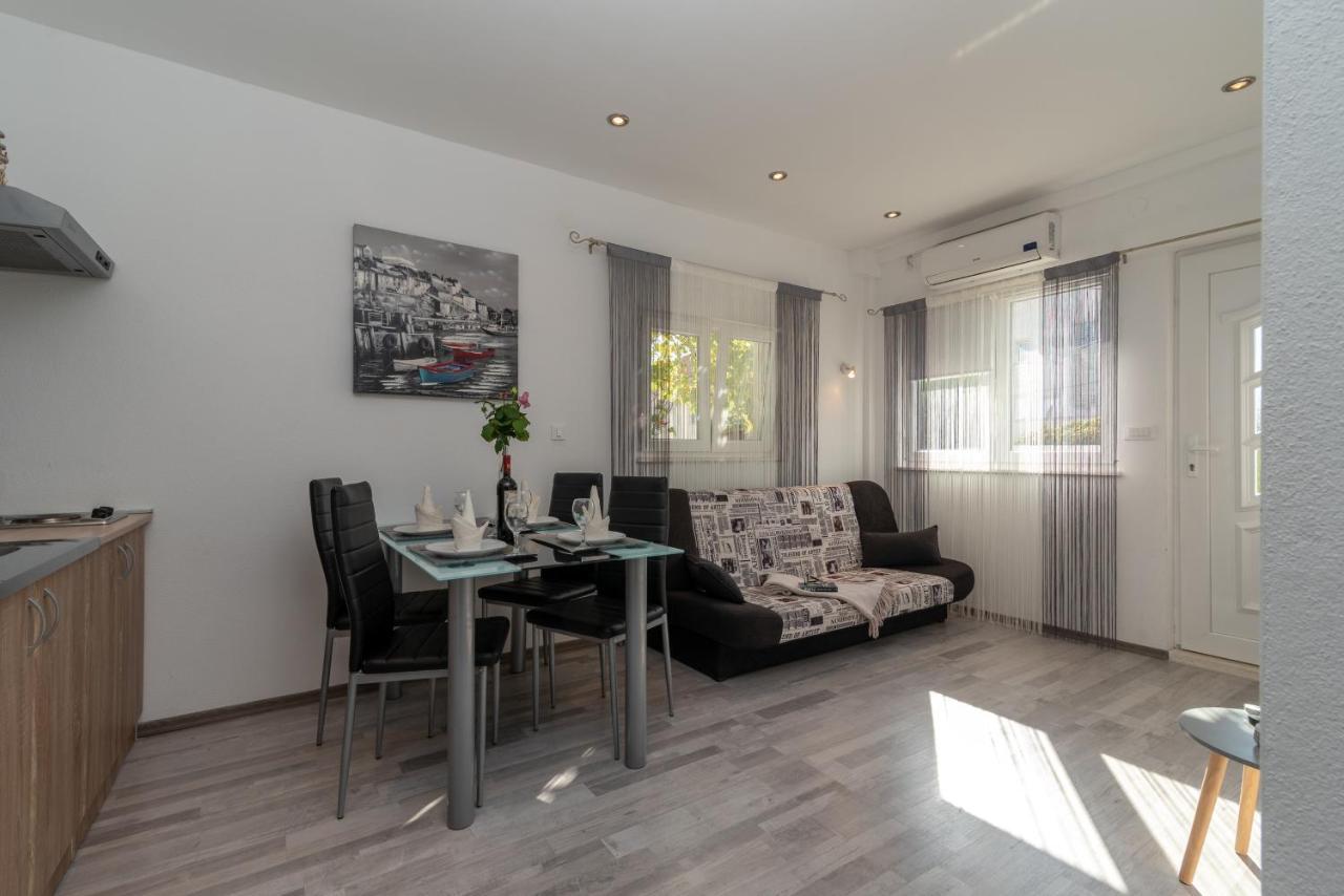 Apartments Bruna Trogir Exteriér fotografie