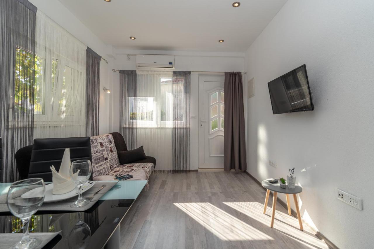 Apartments Bruna Trogir Exteriér fotografie