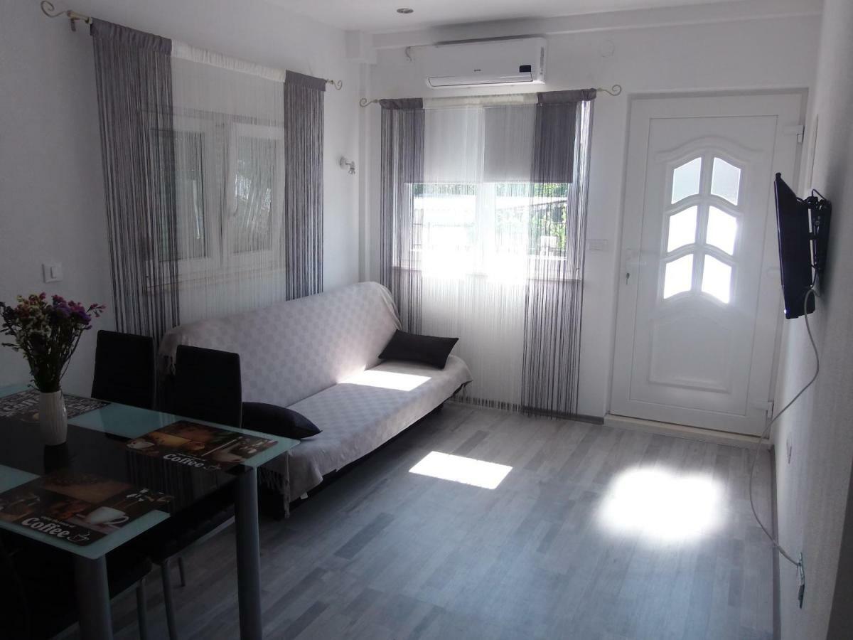 Apartments Bruna Trogir Exteriér fotografie