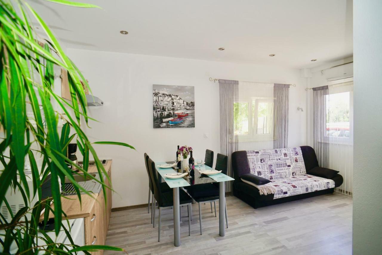 Apartments Bruna Trogir Exteriér fotografie