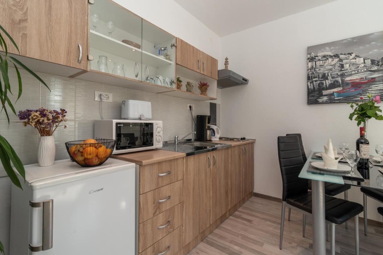 Apartments Bruna Trogir Exteriér fotografie